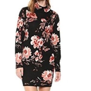 NWOT Ali and Jay dream big sweater dress